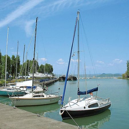 Legkondicionalt, Erkelyes Szoba, Privat Fuerdovel A Balatonon Kőröshegy Екстериор снимка