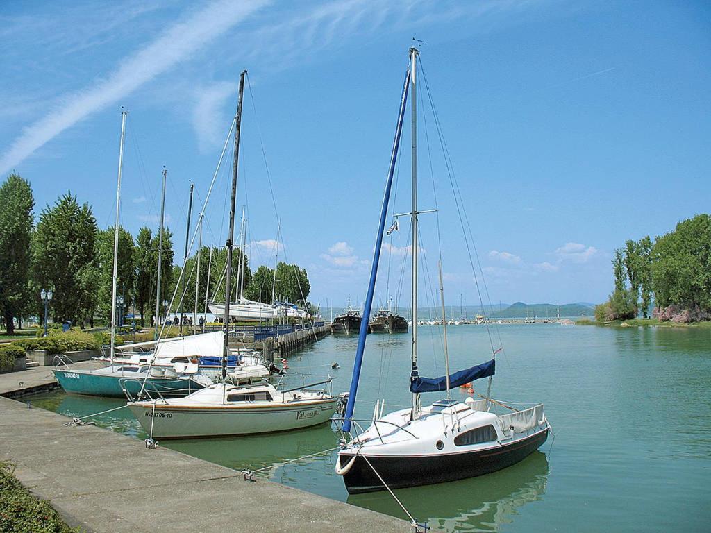 Legkondicionalt, Erkelyes Szoba, Privat Fuerdovel A Balatonon Kőröshegy Екстериор снимка